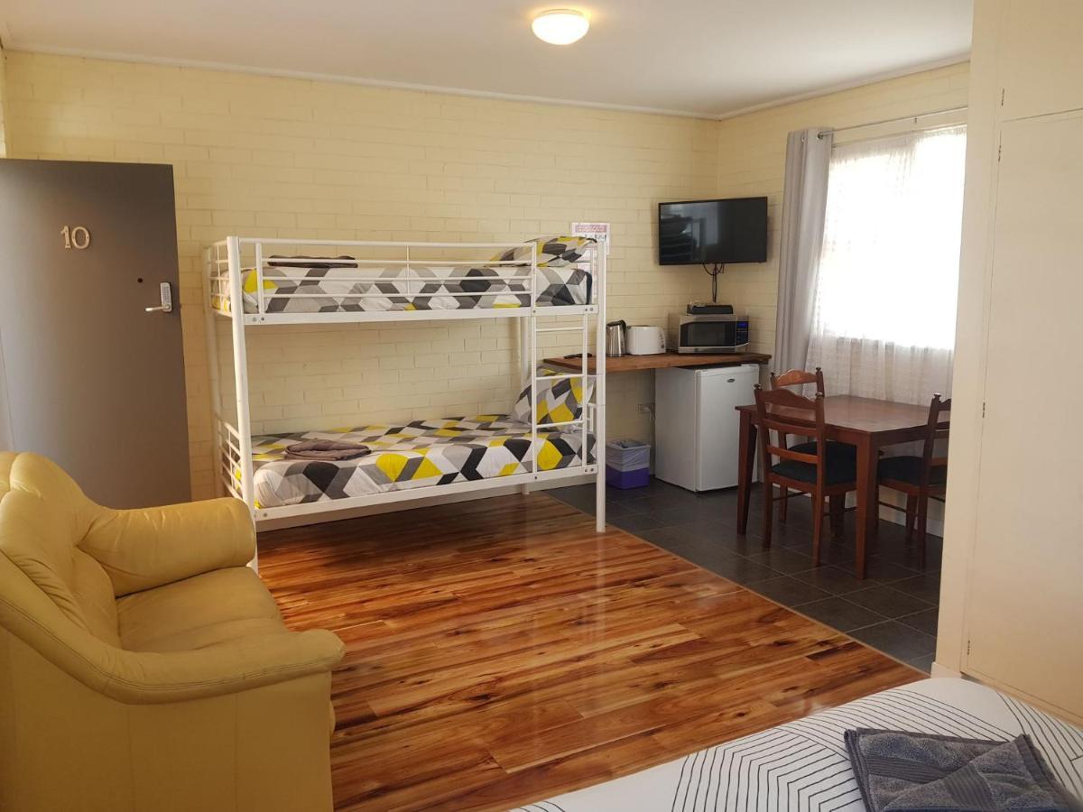 Whyalla Country Inn Motel Εξωτερικό φωτογραφία